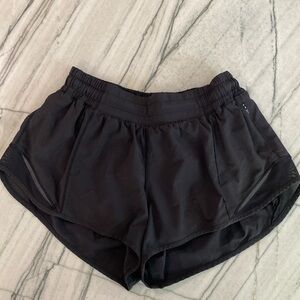 Ladies size 6 lined Lululemon shorts